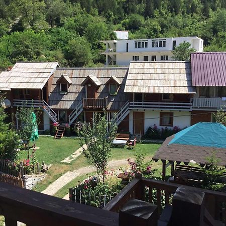 Zariklis Hotel Theth Buitenkant foto