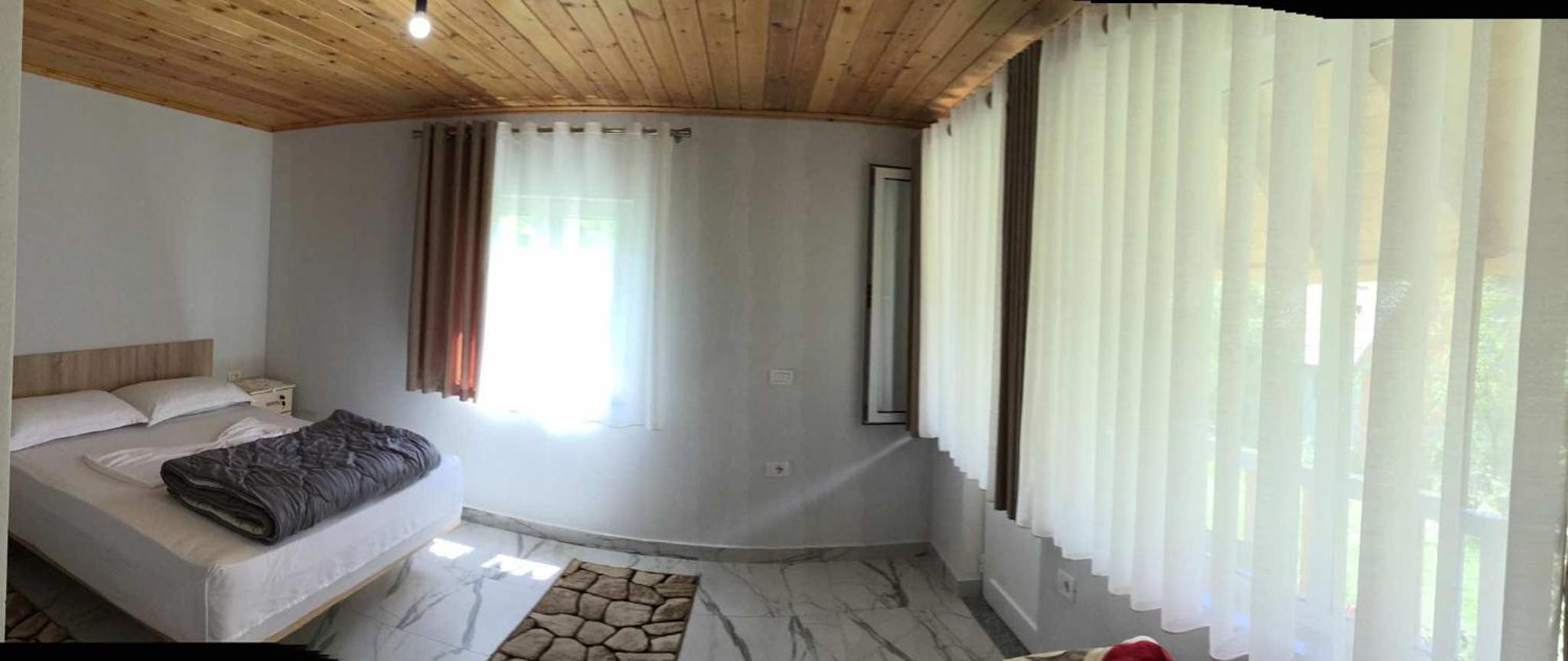Zariklis Hotel Theth Buitenkant foto